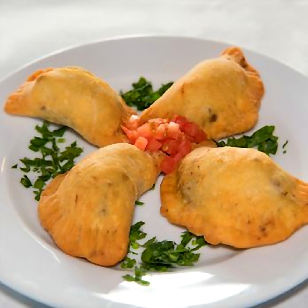 Fried sambousik pastries